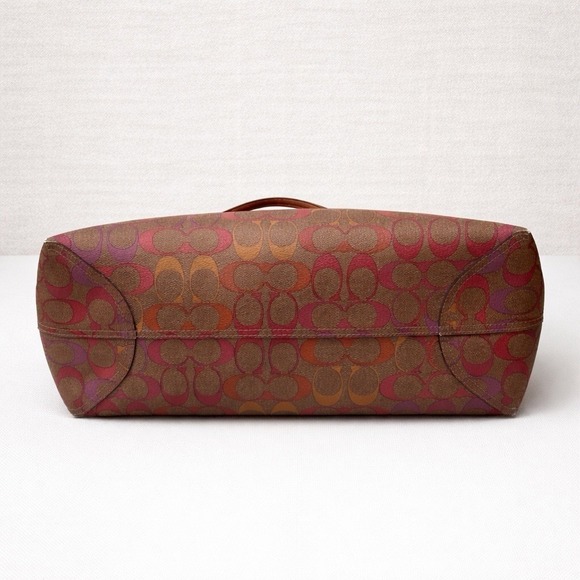 Coach City Signature Rainbow Logo Large Tote Bag - Picture 9 of 10